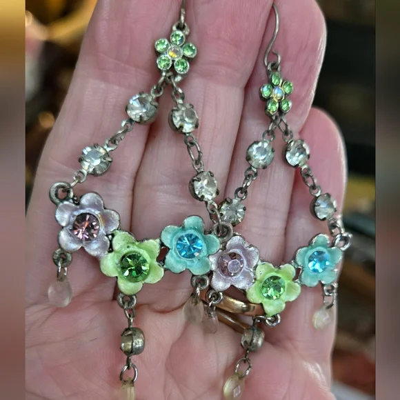 Floral Crystal Vintage Chandelier Earrings - Picture 4 of 5